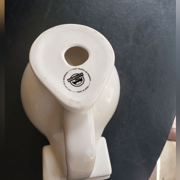 Novelty Mugs (2) - Picture 7 of 10